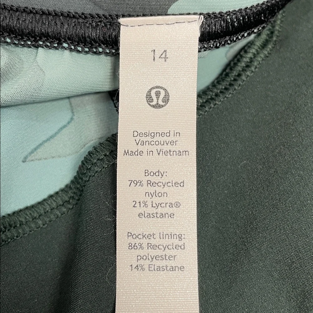 NWOT Lululemon Adapted High Rise Cropped Jogger Heritage 365 Camo Tidewater Teal